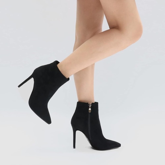 Jennifer Lopez leather/suede heeled boots with zipper size 6 - Picture 2 of 6